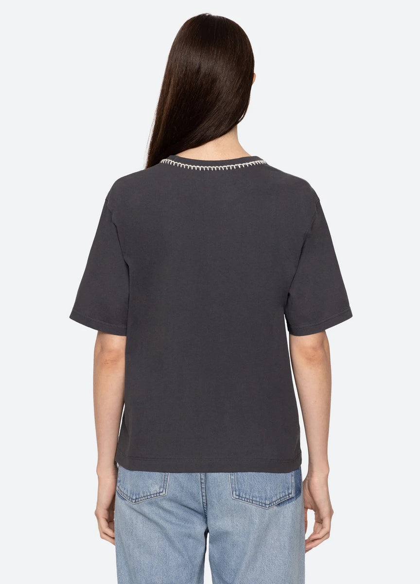 Sally T-Shirt – omar + elsie