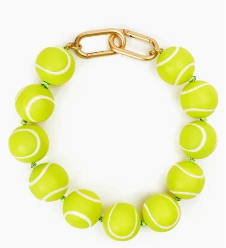 Tennis ball collar